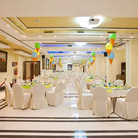 فندق سيميلي نيقوسيا