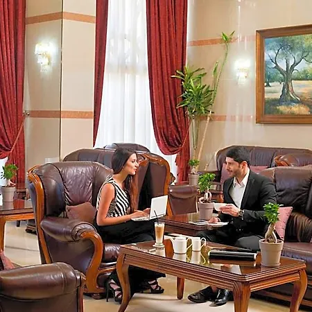 Hotel Semeli 3*