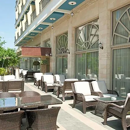 Semeli Hotel 3*