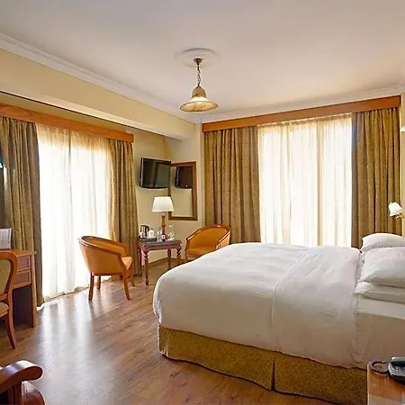Hotel Semeli 3*