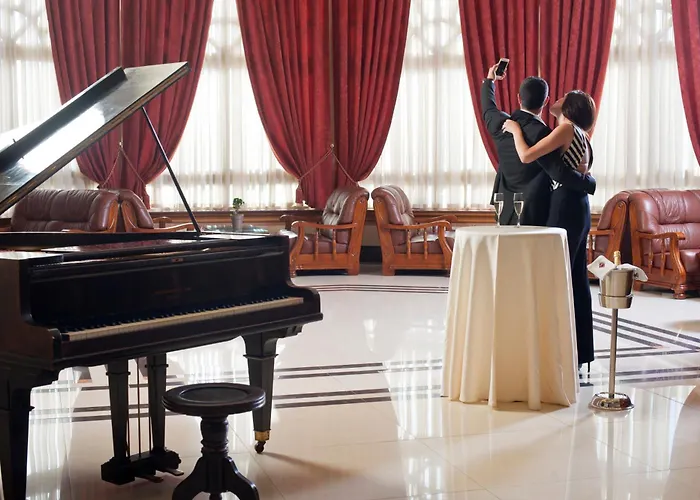 塞莫利酒店 酒店