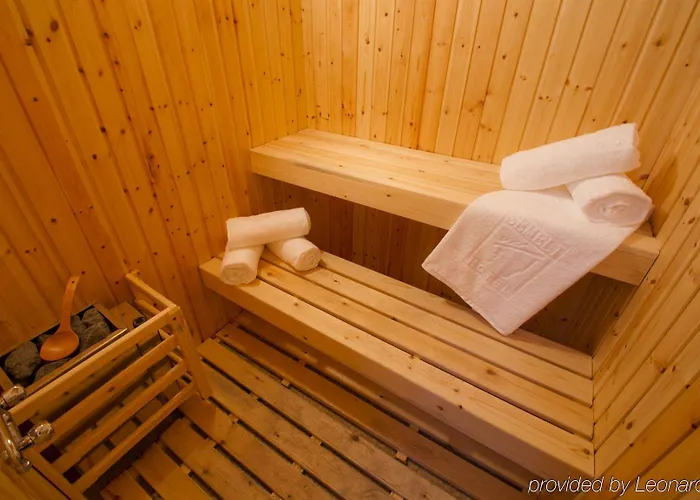 فندق سيميلي