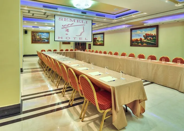 فندق سيميلي